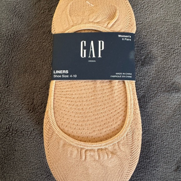 GAP Women's Tan and Black Liners - 6 Pairs - Picture 1 of 2
